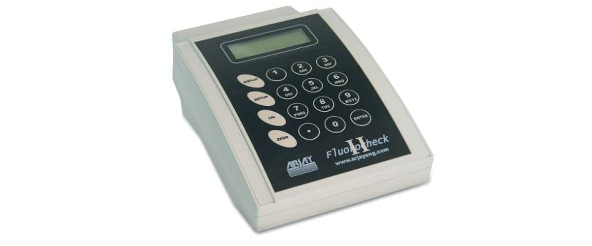 Analyseur portable d'hydrocarbures dissous par fluorescence UV